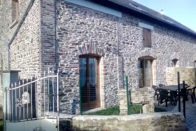 Image de La ferme de la Baconnerie. La Charetterie gite proche des plages du débarquement