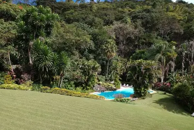 Image de Belle maison dans la vallée de l'espoir