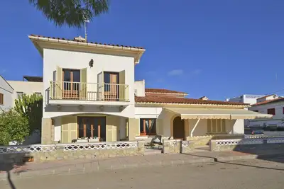 Image de Hibiscus - Charmant chalet à 60 mètres de la plage à Mallorca