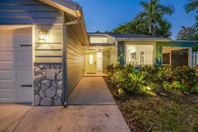 Image de Maison De Vacances De Charme PRÈS De La Plage, Img, Riverwalk Et Plus