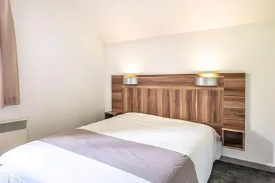 Image de Chalet, 300m des commerces, remise en forme, parking, télévision, 60-65m², Gresse en Vercors