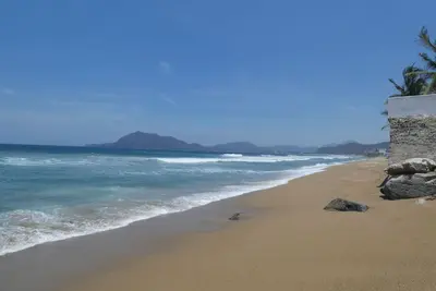 Image de Bel appartement à louer par mois 5 minutes à pied de la plage