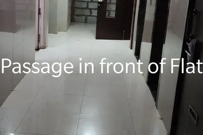 Image de Il s'agit d'un appartement de 2 Bhk avec terrasse attenante.