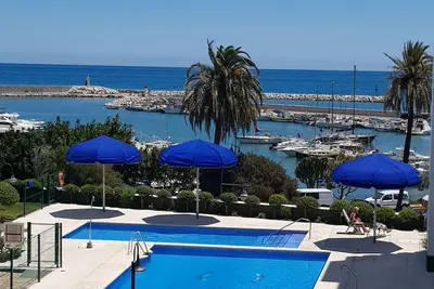 Image de Appartement vue sur mer secteur Puerto Estepona, surface 90 m2 plus terrasse