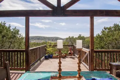 Image de Belle maison de lac colline