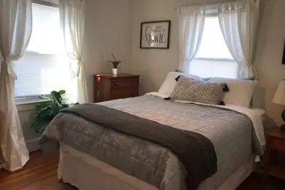 Image de Queen City Cottage 1 mile à BofA Stadium et Uptown Charlotte