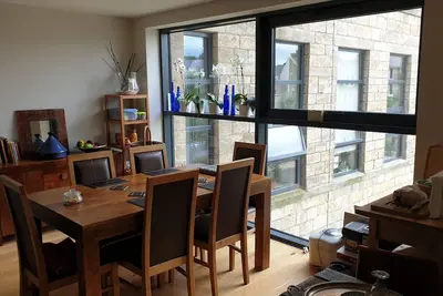 Image de résidence de haut standing, appartement partagé, 1 chambre à coucher pour 2 personnes maximum
