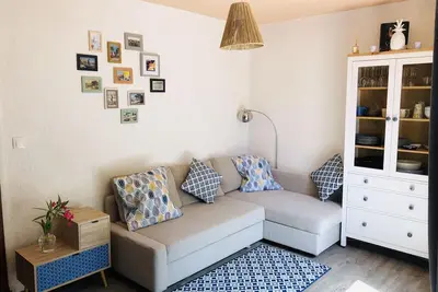 Image de Au calme, entre les pins à 300 mètres de la plage.