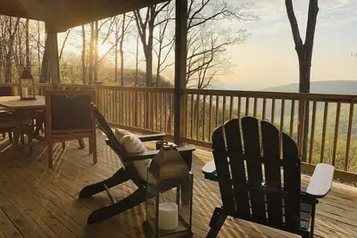 Image de 5br-Brand Nouvelle brique Monteagle Bluff Vrbo w View! Sleeps12 +, spot de camping et 5 acres