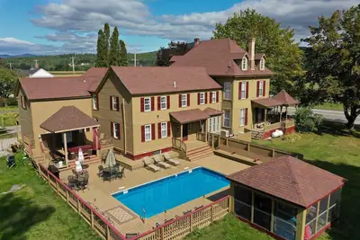 Image de Thaddeus Twitchell House - Piscine creusée, Jacuzzi, Ski, Golf et mariages