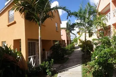 Image de Villa de luxe climatisée avec vue sur la mer et 2 chambres avec piscine commune