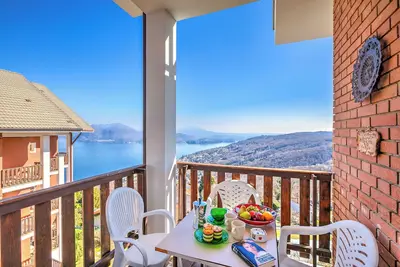 Image de Nicoletta's Lake View sur les collines de Stresa, Stresa, Italie