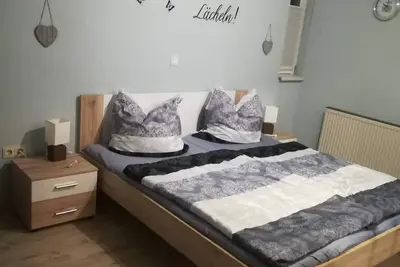 Image de Große und gemütliche Ferienwohnung mit überdachtem Freisitz und Garten