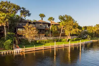 Image de Retraite du secteur riverain de Harbor Oaks Melbourne, Floride