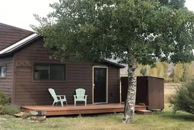 Image de Studio Cabin - beaucoup d'animaux, rarement disponible!