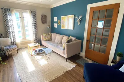 Image de 1930's Cottage Close to lake Michigan