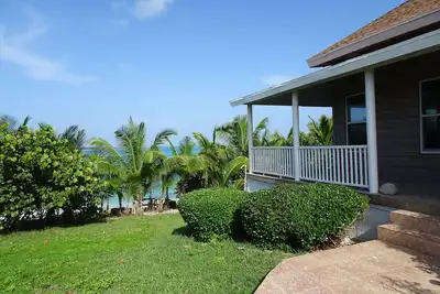 Image de L'évasion parfaite au paradis! ! Cette magnifique maison en bord de mer 2/2 vous attend
