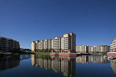Image de Villa de deux chambres à coucher au Town Center Resort à un kilomètre de Disney
