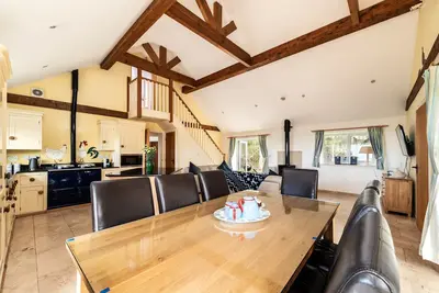 Image de Luxueux chalet 5 étoiles avec 3 chambres avec salle de bains et une salle d'eau