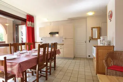 Appartement T2 cabine à Briançon, parfait pour 4-6 pers, proche centre, télécabine et commerces