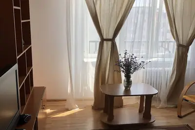 Image de Il s'agit d'un studio récemment rénové pouvant accueillir 2 personnes.