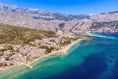 Image de The Captain's House 6 km from a sandy beach with heated pool and sea views