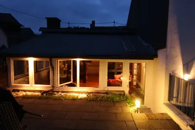 Image de . . . . . . . . . Votre maison de vacances pour se détendre, profiter et se détendre.