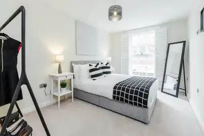 Image de ⭐Grand appartement près du château de Windsor⭐