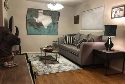 Image de Mo’s Place / District médical proche / Matelas violet