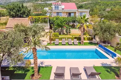 Image de Villa Paula, 7 bedrooms, heated 36sqm private pool, Jacuzzi, Gym and sea views
