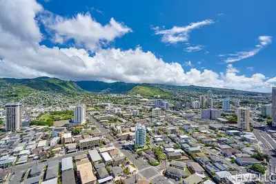 Image de Luxury 3 Br Penthouse Panoramic Canal, Mountain, City views 90 Nt Min. meublé, 2 parkings