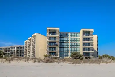 Shipyard Village A24: 3 Br / 2 Ba condo à Pawleys Island, 6 couchages