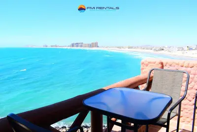 Image de Marina Pinacate C-502 (3 chambres / 2 salles de bains) par Fmi Rentals.