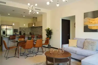 Image de Appartement Moderne À Levent En Face De La Plage D'Eagle