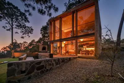 Image de Nouveau chalet moderne avec piscine privée avec chauffage dans le design moderne Mazamitla 1