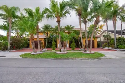 Maison De Miami Avec Une Sensation Tropicale ***