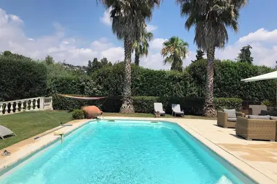 Image de Homerez - Villa pittoresque à Mougins avec piscine privée.