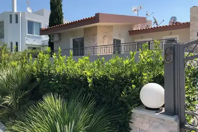 Image de Maison Unifamiliale Panoramique Donnant Sur Le Golfe Saronique