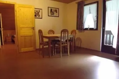 Image de Ferienwohnung \"Elzblick\"mit 40qm, 1 Schlafzimmer für max. 5 Personen