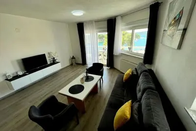 Image de Appartement dans Trogir avec vue mer, Balcon, Climatisation, Wifi (4786-1)