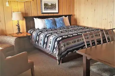 Image de Chalet au bord du lac près de Branson - Fire Pit et Easy Walk to the Lake