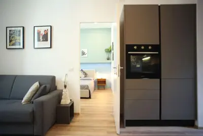 Image de Maison tech & rétro, dans le quartier de Marghera!