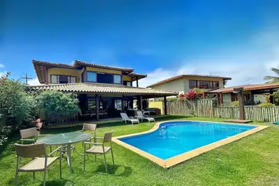 Image de 4 suites très proches de la mer à Praia do Forte (Porto das Baleias Condominium)