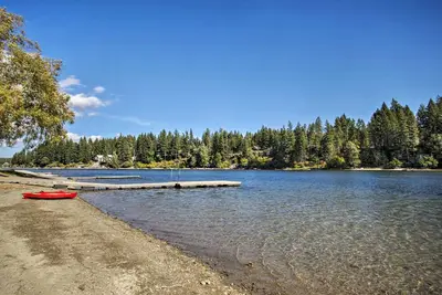 Image de Nouveau! La maison du lac Ă Rathdrum w / Beach & Fire Pit