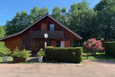 Image de Chaleureux chalet à 500m du lac & commerces exposé sud, animaux acceptés