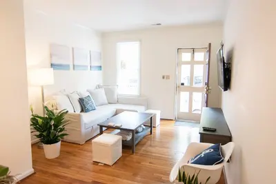 Image de une charmante maison de 2 chambres dans le quartier historique d'Annapolis avec parking! !