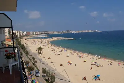 Image de Situation exceptionnelle, 1ère ligne de mer, appartement de 86m2 avec terrasse