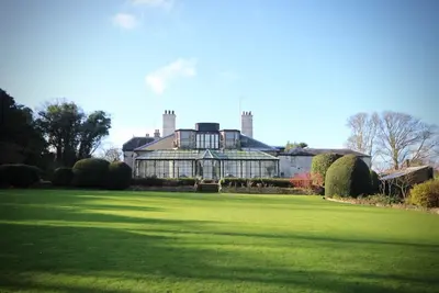 Image de Superbe grande maison familiale avec vue sur le château de Walmer pour 16 personnes