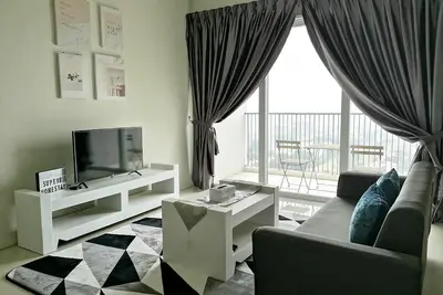 Image de Verdi # 29 2br 4pax @ Cyberjaya / 100mbps Wifi / Klia