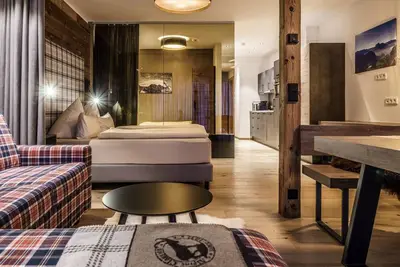 Image de Appartement Dolomites-top emplacement directement sur la piste de ski avec une vue fantastique